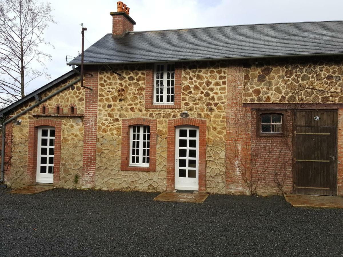 Le Petit Lustucru Villa Saint-Martin-des-Champs  Eksteriør billede